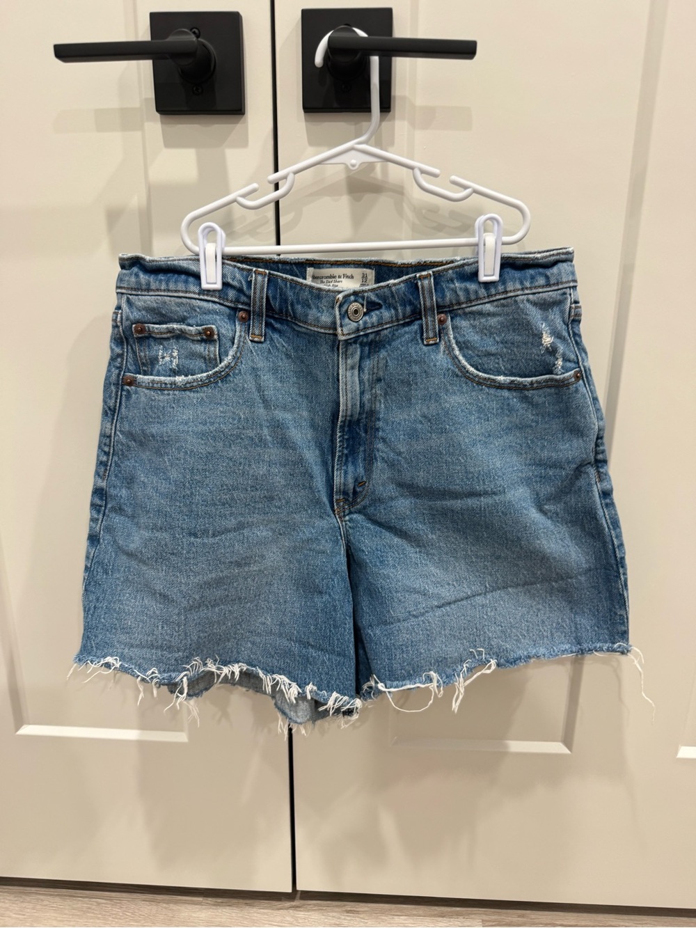 Abercrombie & Fitch The Dad Short High Rise